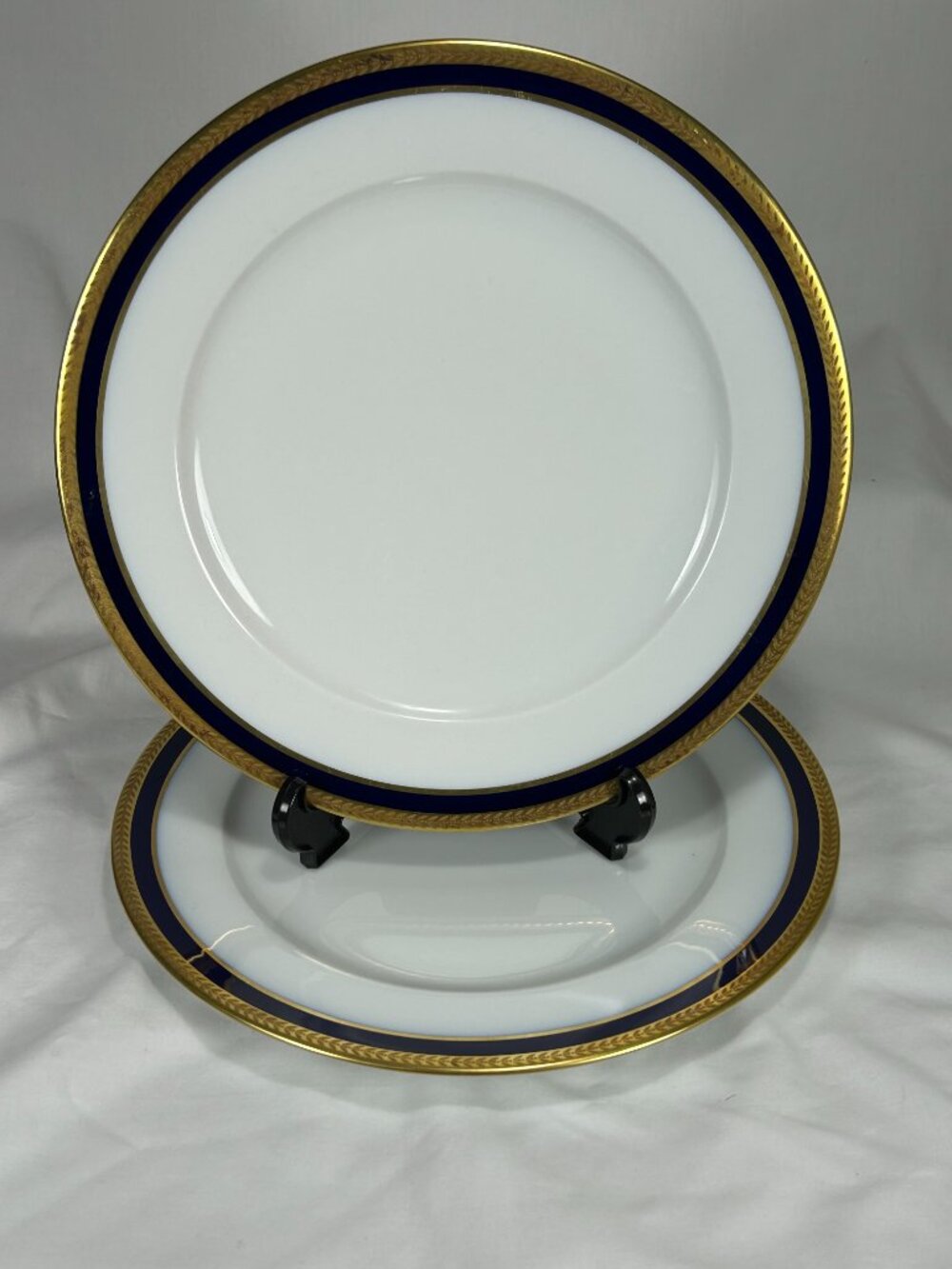 2 beautiful dinner plates. Echt Cobalt Germany Classic Cobalt